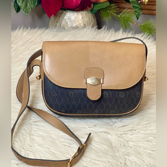 Authentic Christian Dior shoulder bag - Picture 1 of 16